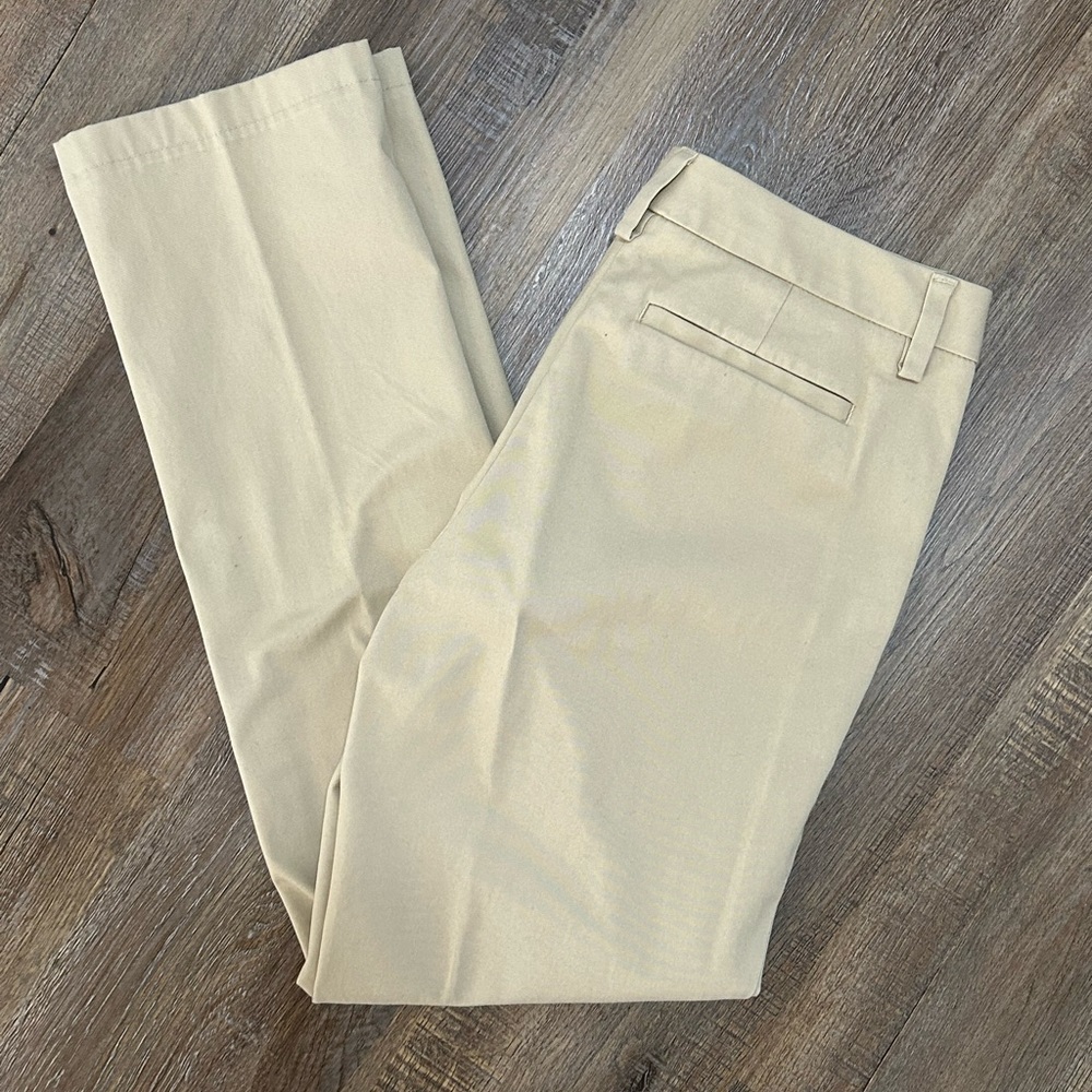 Lands’ End Straight Leg Pressed Khaki Size 2